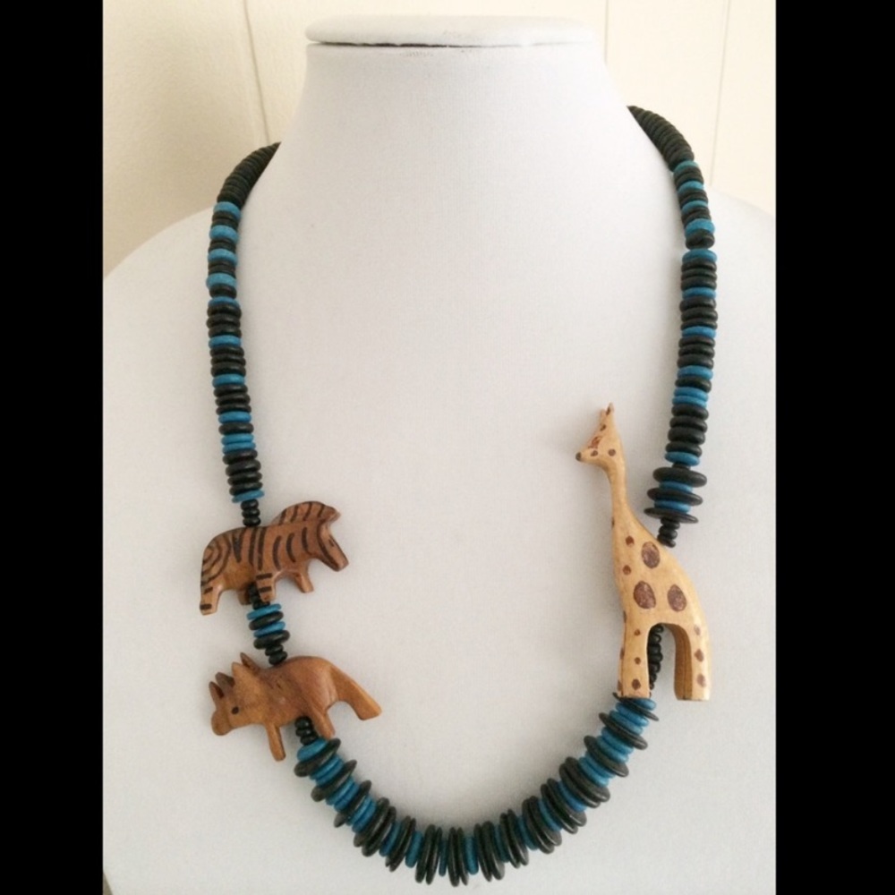 Vintage wooden beaded safari necklace